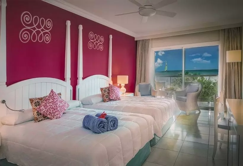 Hotelli Angsana Cayo Santa Maria