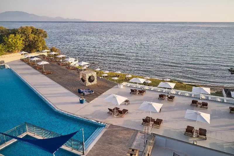 Cavo Orient Beach Hotel & Suites