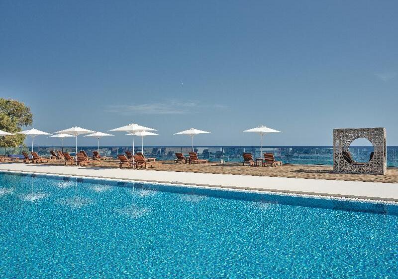Cavo Orient Beach Hotel & Suites