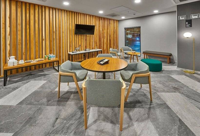 فندق City Express Plus By Marriott Tampico