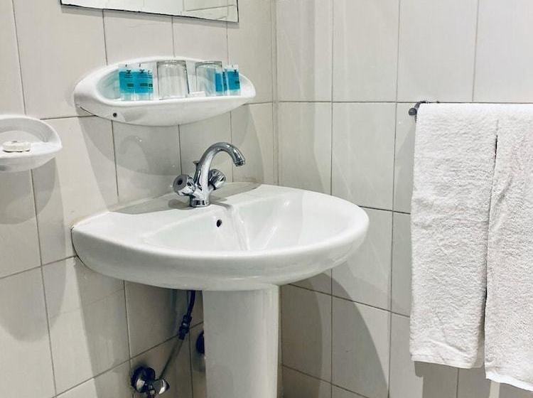 Отель Durrah Dar Al Eiman