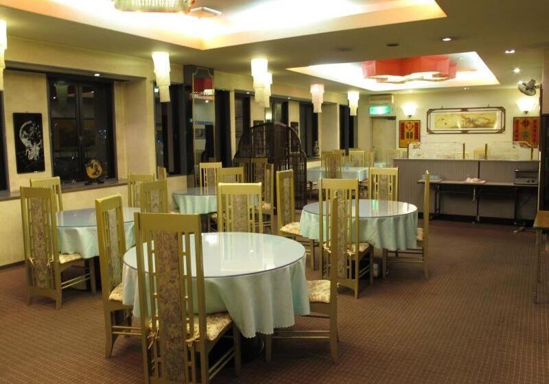 בית מלון כפרי Platon Annex Green Plaza