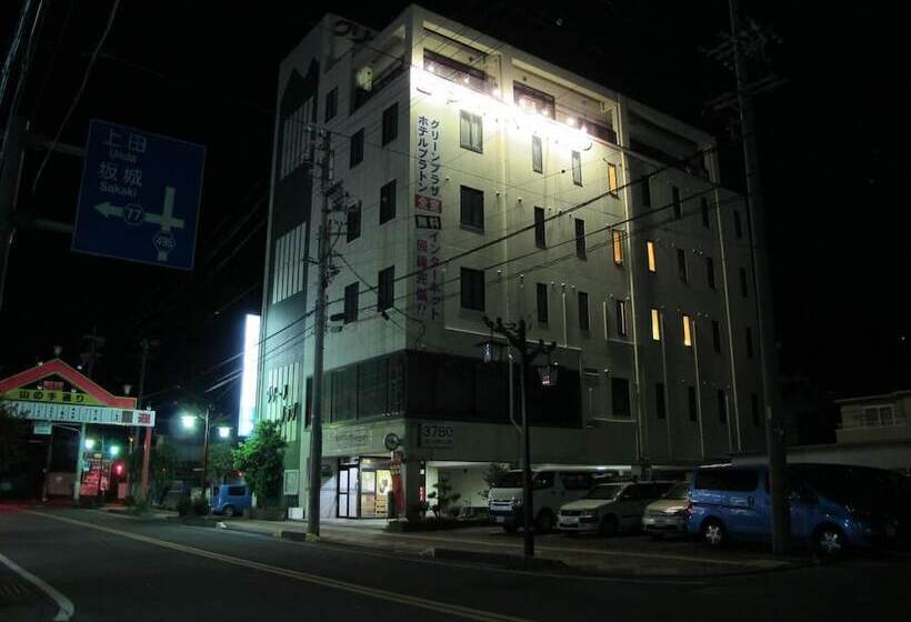 בית מלון כפרי Platon Annex Green Plaza