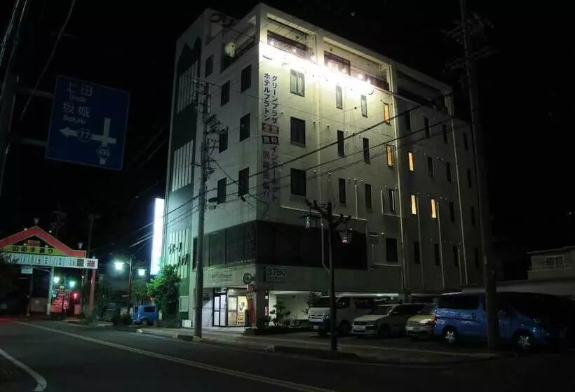 Hotelli Platon Annex Green Plaza