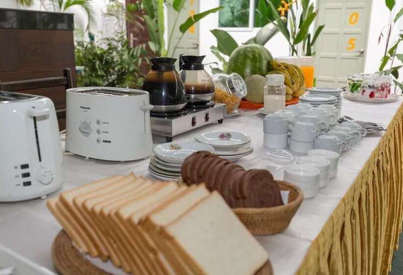 هتل Sky View Bed & Breakfast