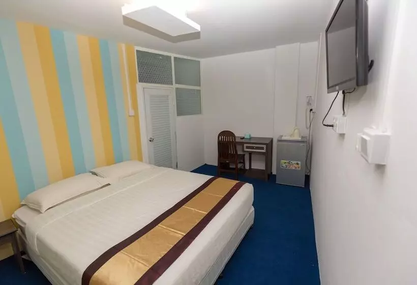 هتل Sky View Bed & Breakfast