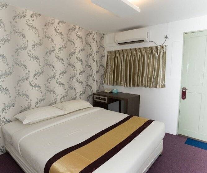 هتل Sky View Bed & Breakfast