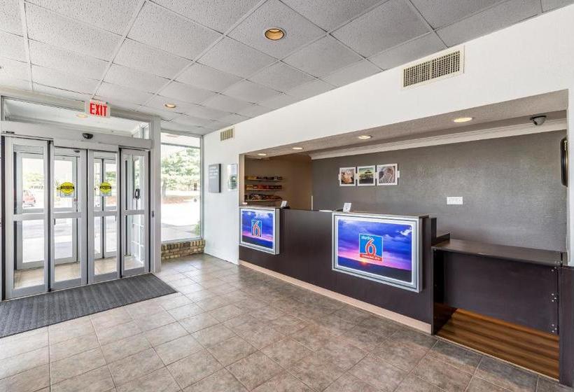 ホテル Studio 6pekin, Il