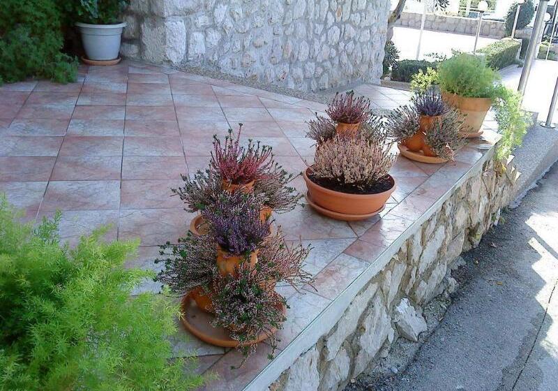 בית מלון כפרי Villa Vicko