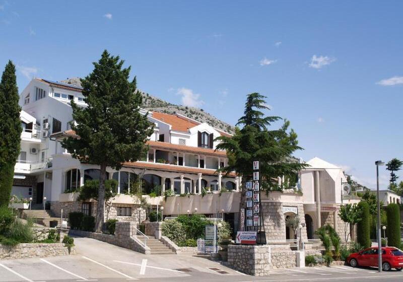 בית מלון כפרי Villa Vicko