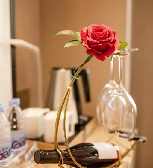 Lavande Hotels·shenzhen North Railway Station Bantian Metro Station