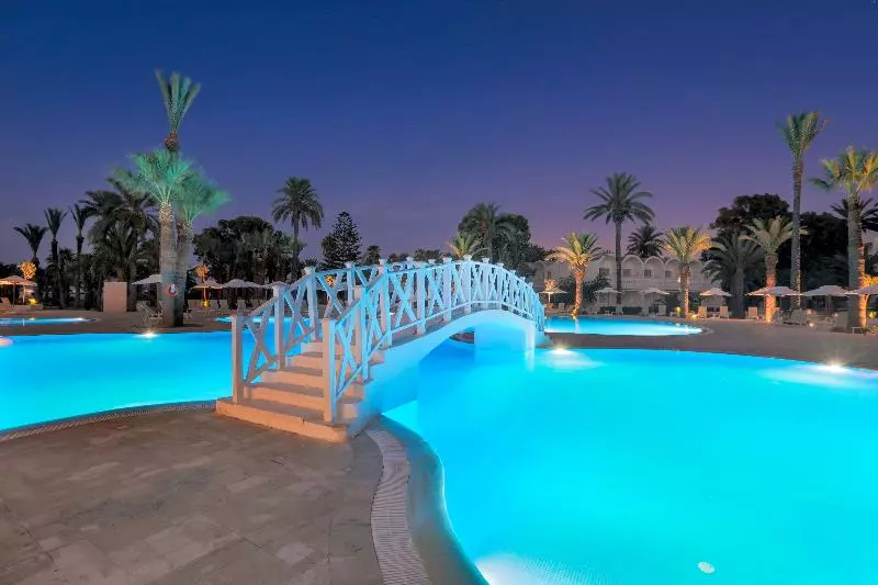 استراحتگاه Occidental Sousse Marhaba
