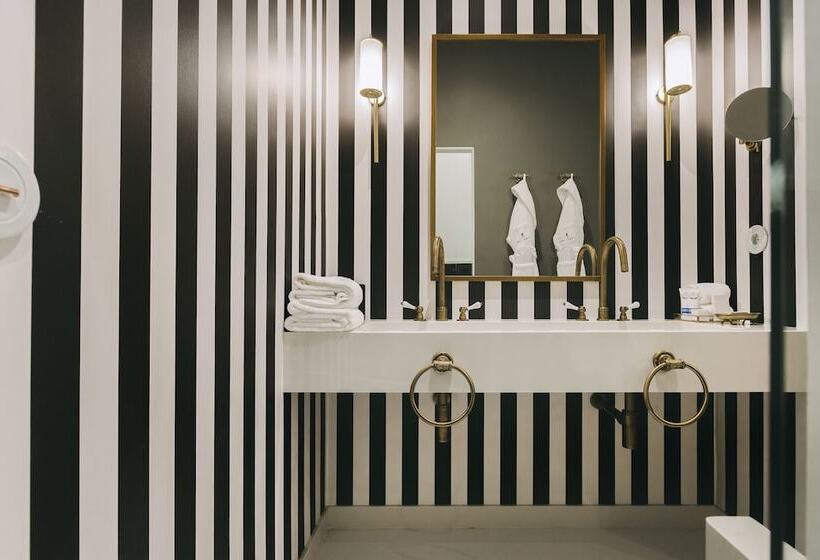 Torel 1884 Suites & Apartments