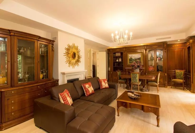 Villa Las Lomas de Marbella