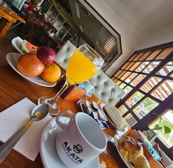 Hotelli Y Restaurant Akata