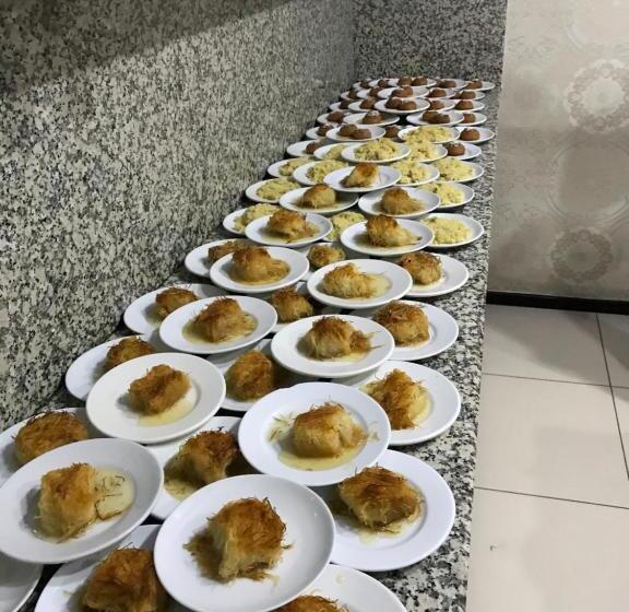 Отель Afyon Grand Ari