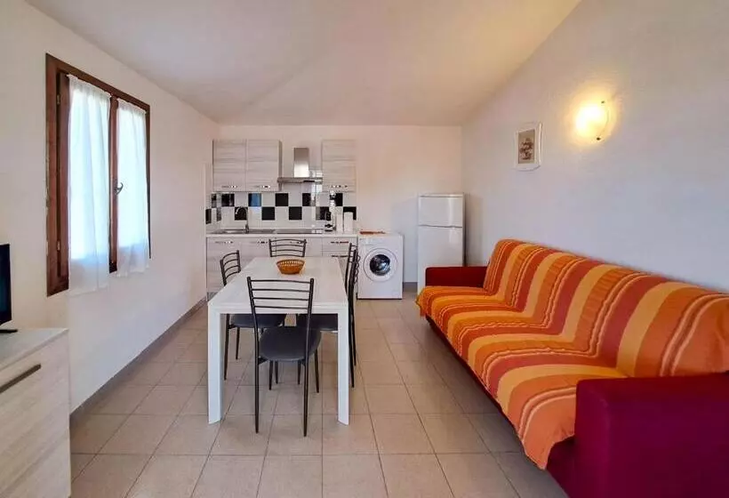 هتل Centro Residenziale Le Canne