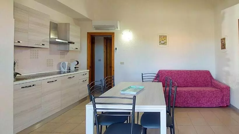 هتل Centro Residenziale Le Canne