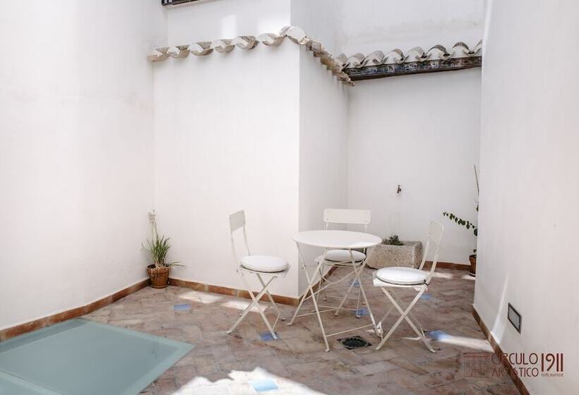 Círculo Artístico 1911 Hotel Boutique