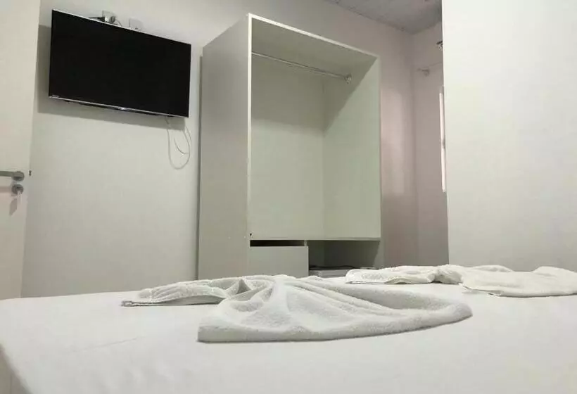 Hotelli Hanna Amsterdam Praia