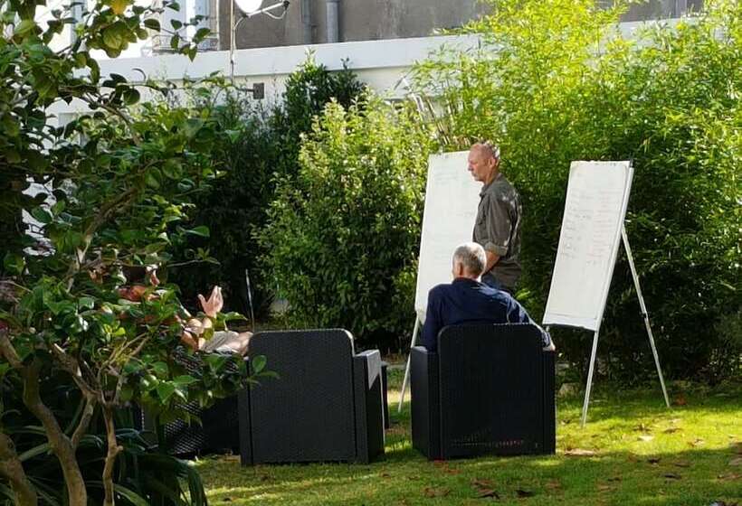 בית מלון כפרי Hôtel Spa De La Citadelle Lorient