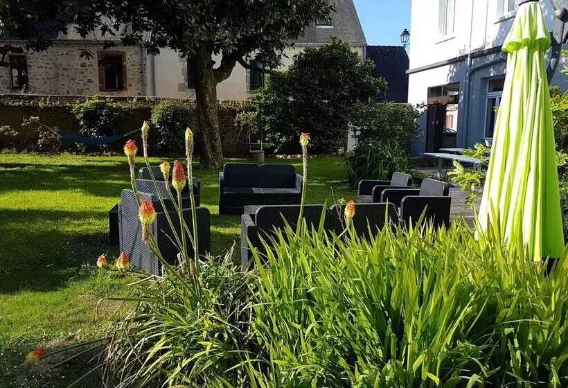 ホテル Hôtel Spa De La Citadelle Lorient