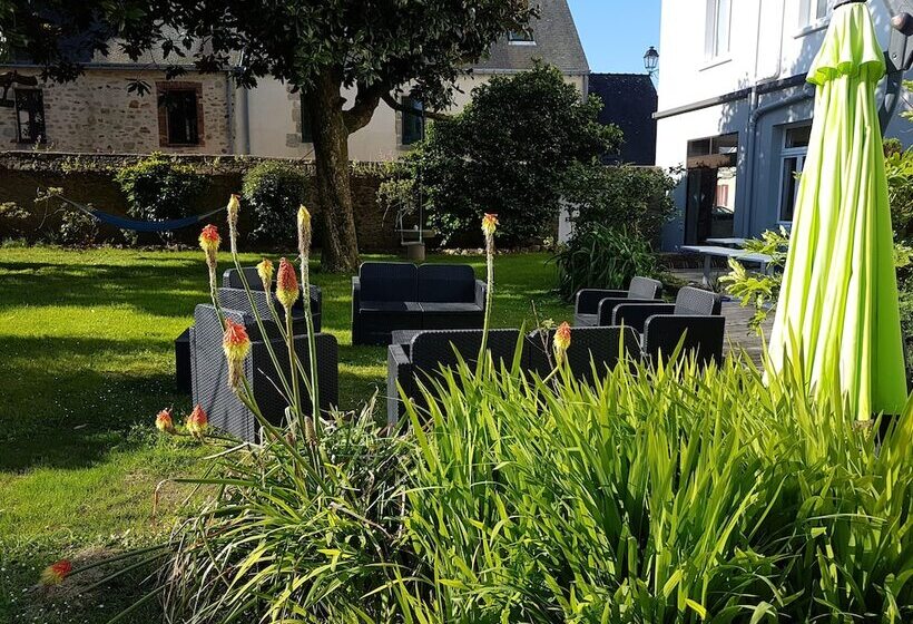 בית מלון כפרי Hôtel Spa De La Citadelle Lorient