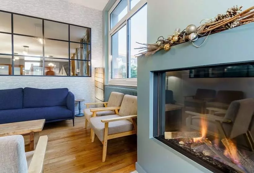 ホテル Hôtel Spa De La Citadelle Lorient