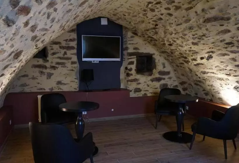 ホテル Hôtel Saint Roch, Saint Ybard