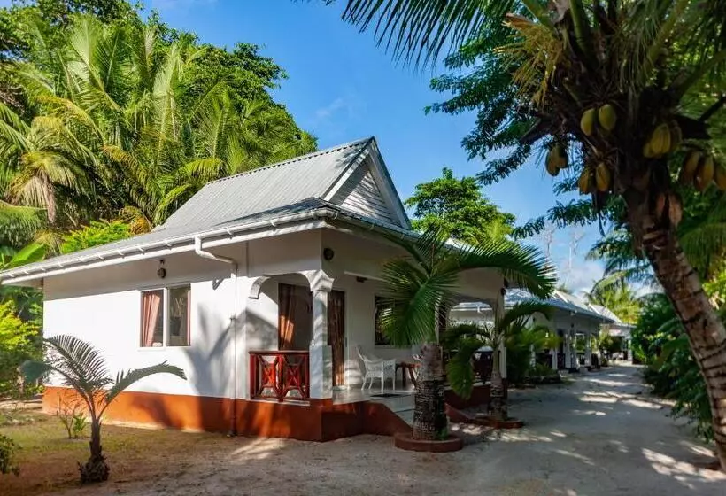هتل Villa Veuve Casadani