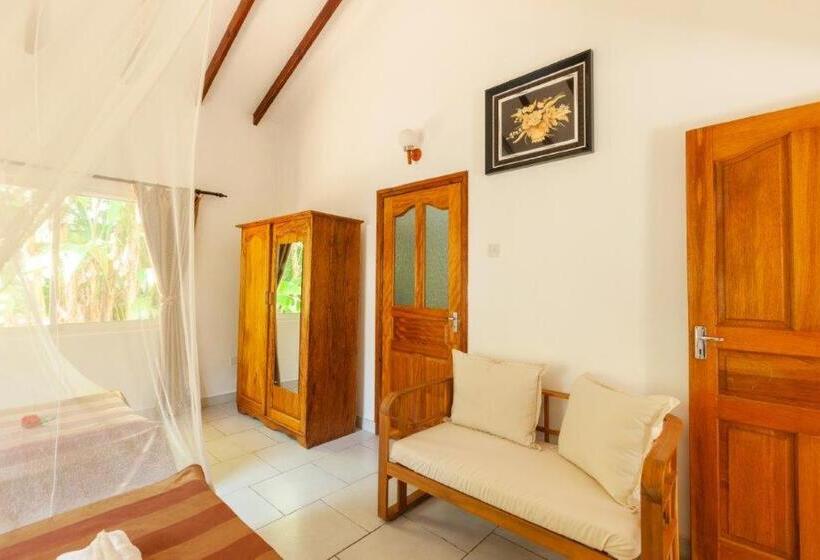 هتل Villa Veuve Casadani