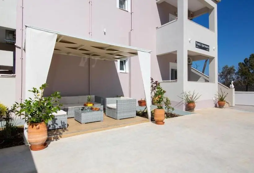 ペンション Veneti Apartments   Corfu Serene Getaways
