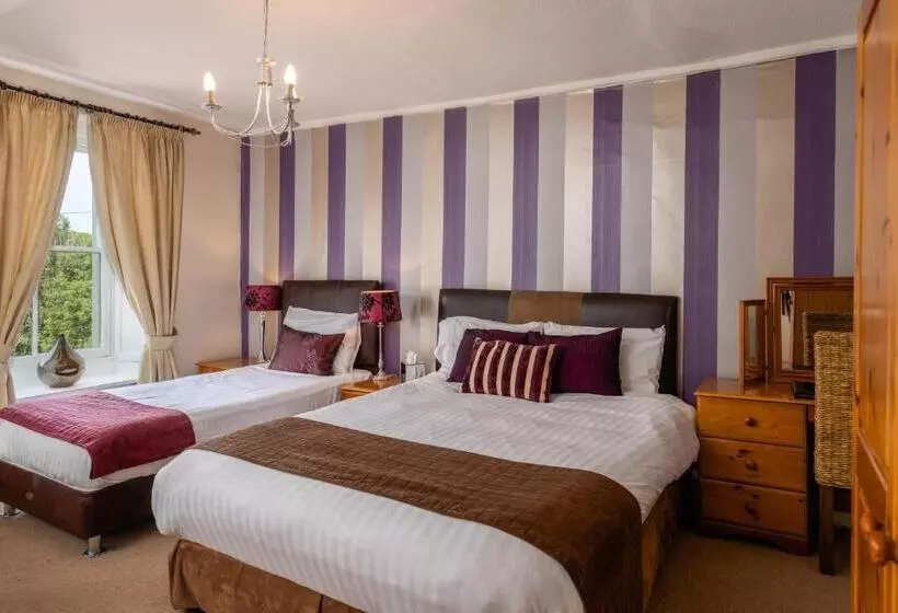 Retkeilymaja Alston House