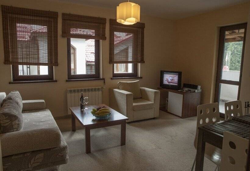 Green Life Family Apartments Pamporovo