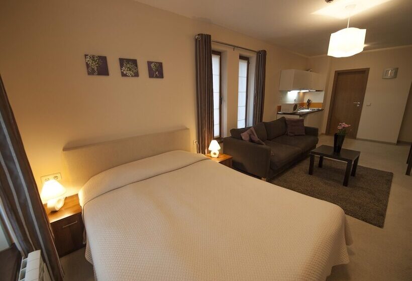 Green Life Family Apartments Pamporovo