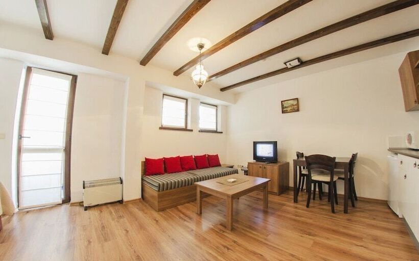 Green Life Family Apartments Pamporovo