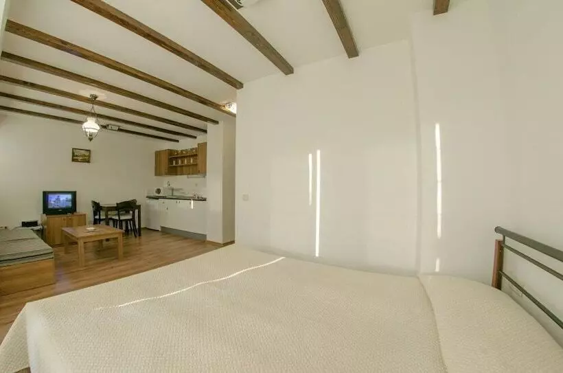 Green Life Family Apartments Pamporovo