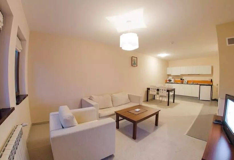 Green Life Family Apartments Pamporovo