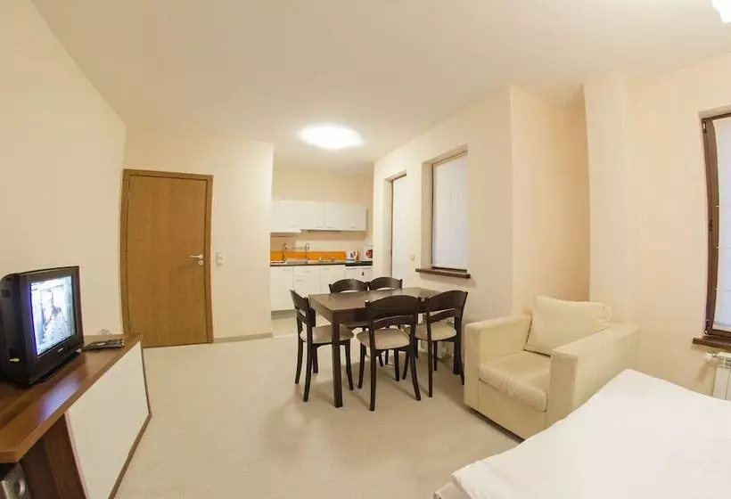 Green Life Family Apartments Pamporovo