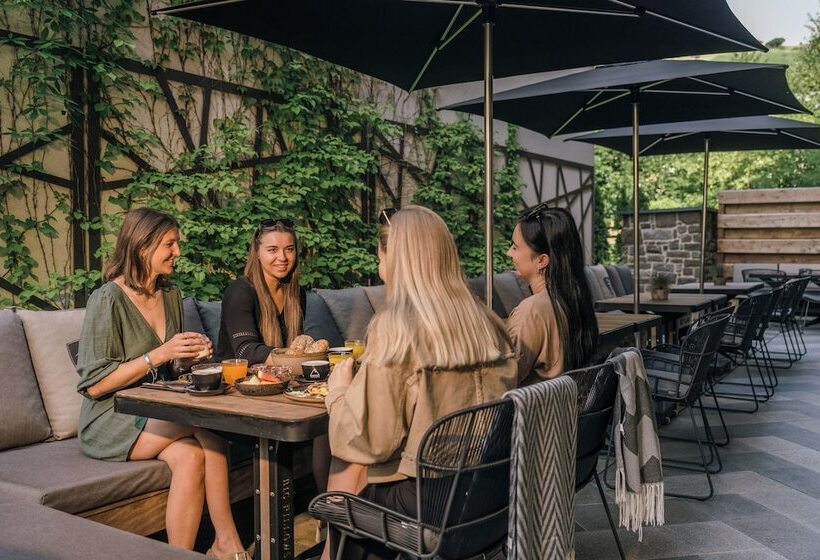 Отель 24 By Avenida   Mountain