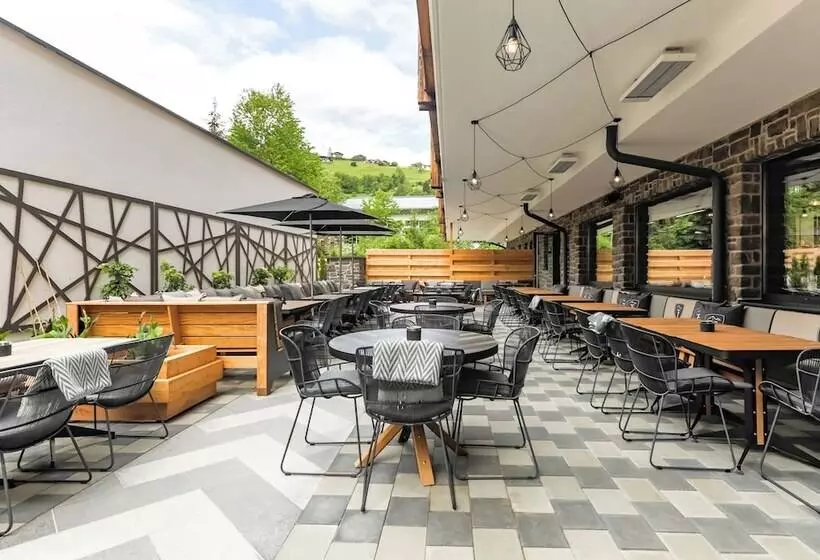 هتل 24 By Avenida   Mountain