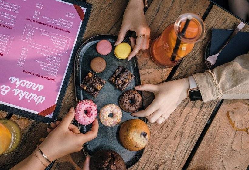 Отель 24 By Avenida   Mountain