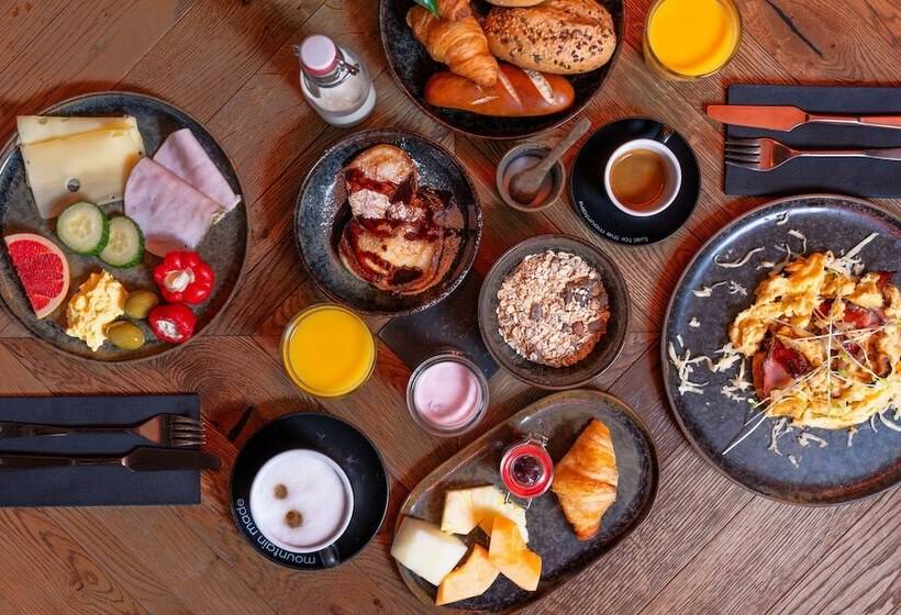 Отель 24 By Avenida   Mountain