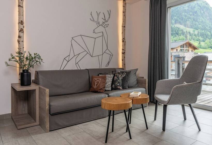 Отель 24 By Avenida   Mountain