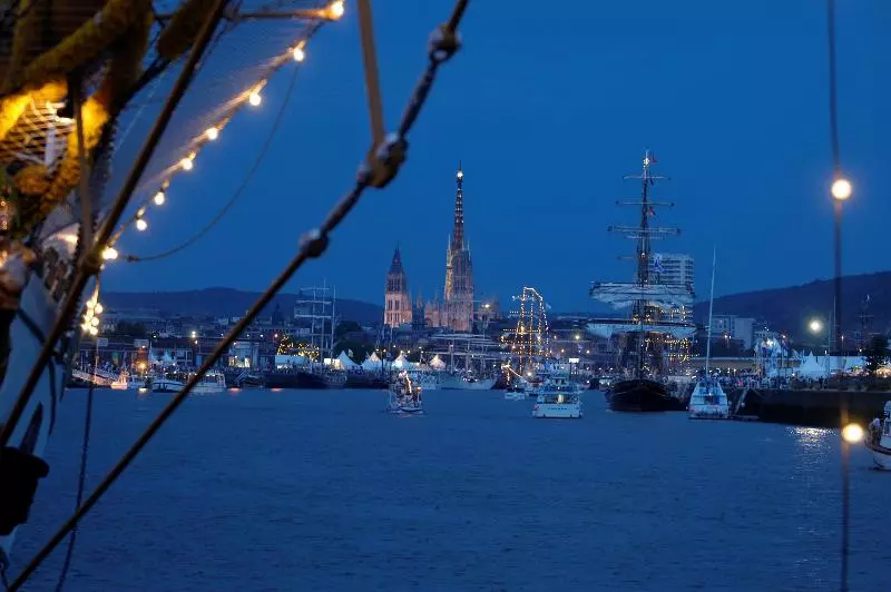 Hotelli Holiday Inn Express   Rouen Centre   Rive Gauche, An Ihg