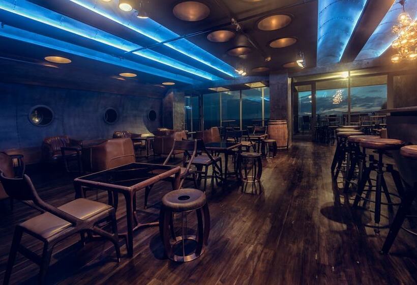 Отель Pledge Scape