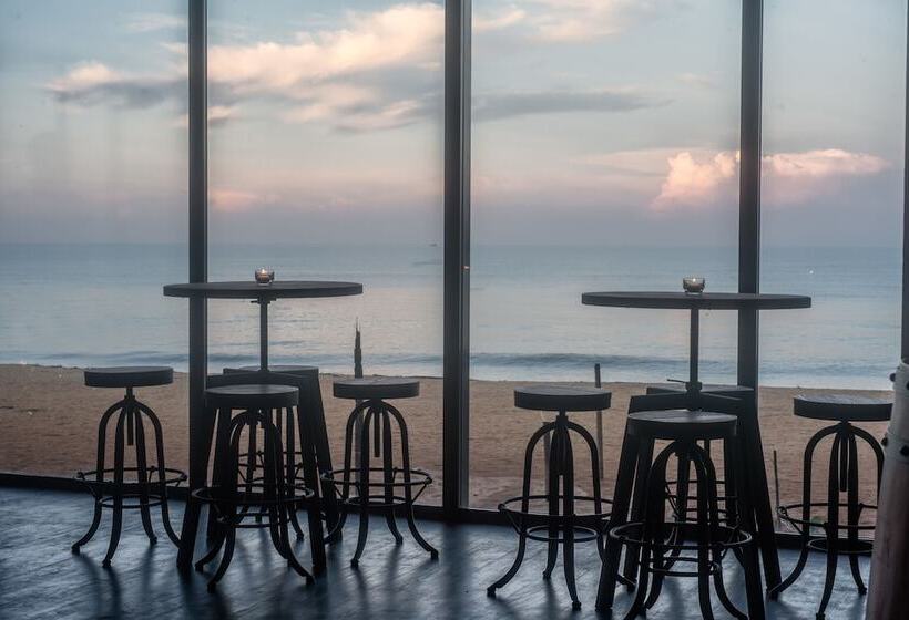 Отель Pledge Scape