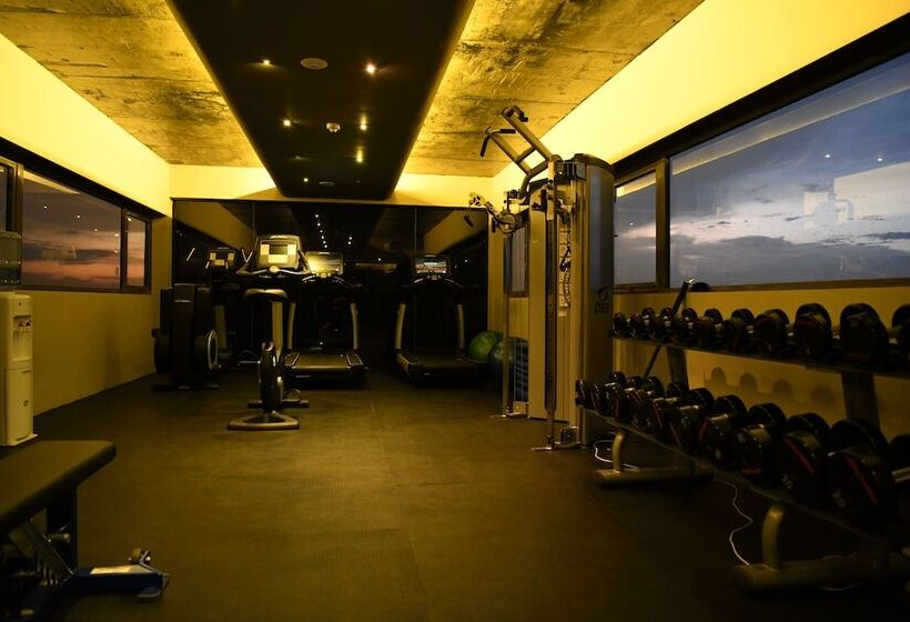 Отель Pledge Scape