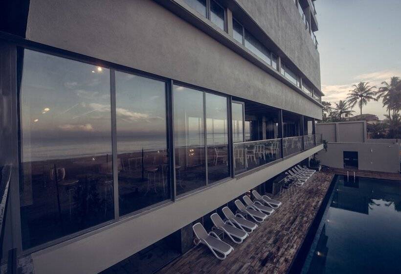 Отель Pledge Scape