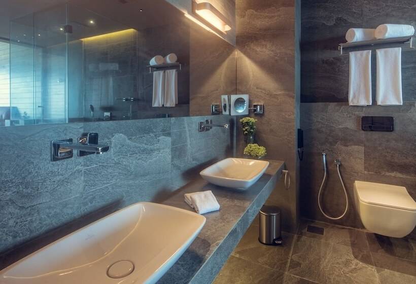 Отель Pledge Scape